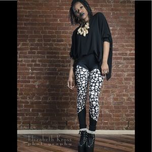 Sophi Reaptress Skull Print Leggings